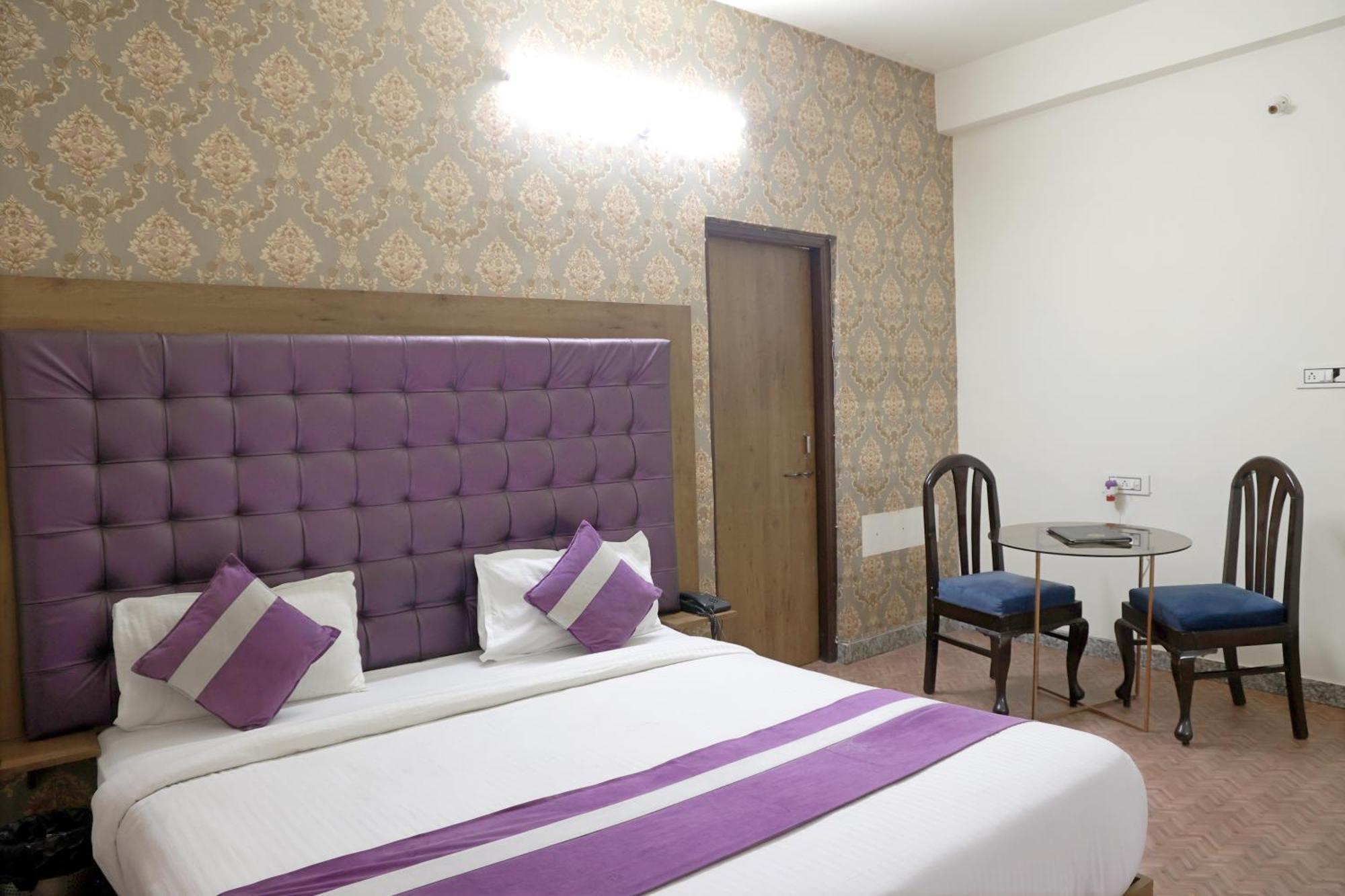 Hotel Tree Of Heaven Udaipur Exterior foto